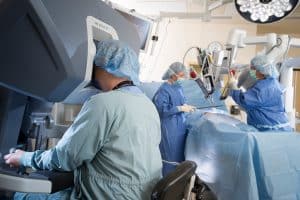 cirurgia robótica médico urologista